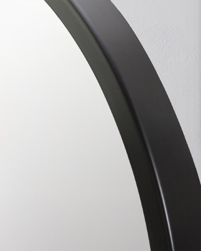 Spiegel Evox mit schwarzem Rahmen